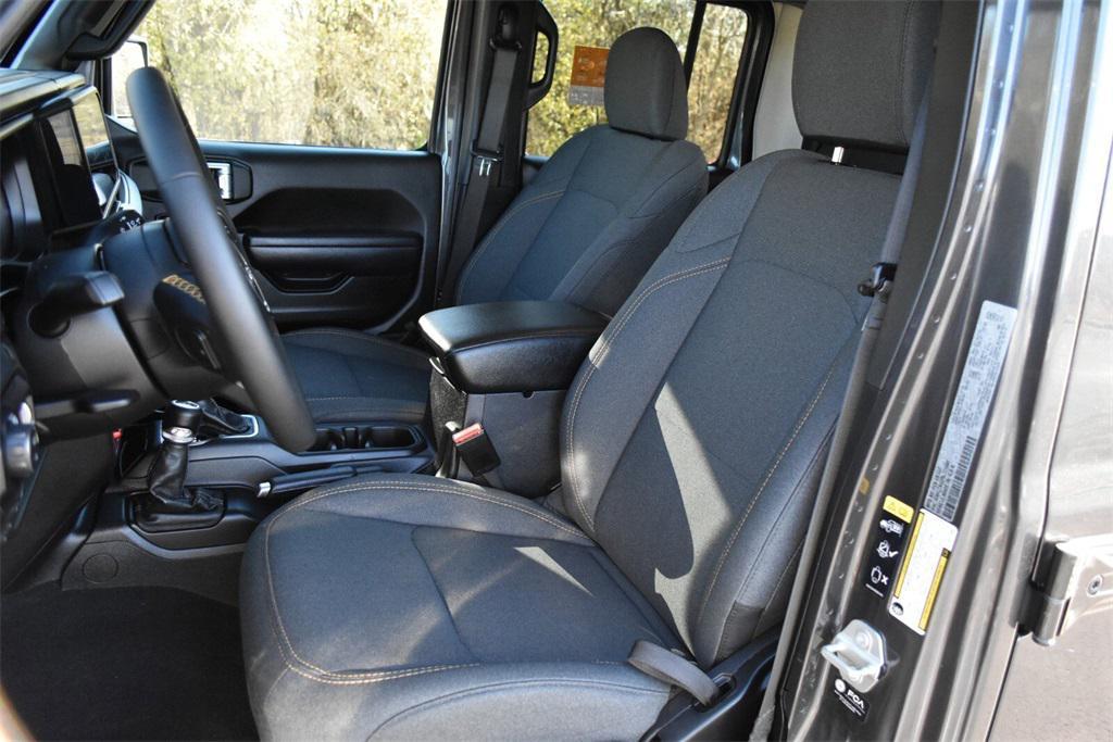 used 2024 Jeep Gladiator car, priced at $37,958