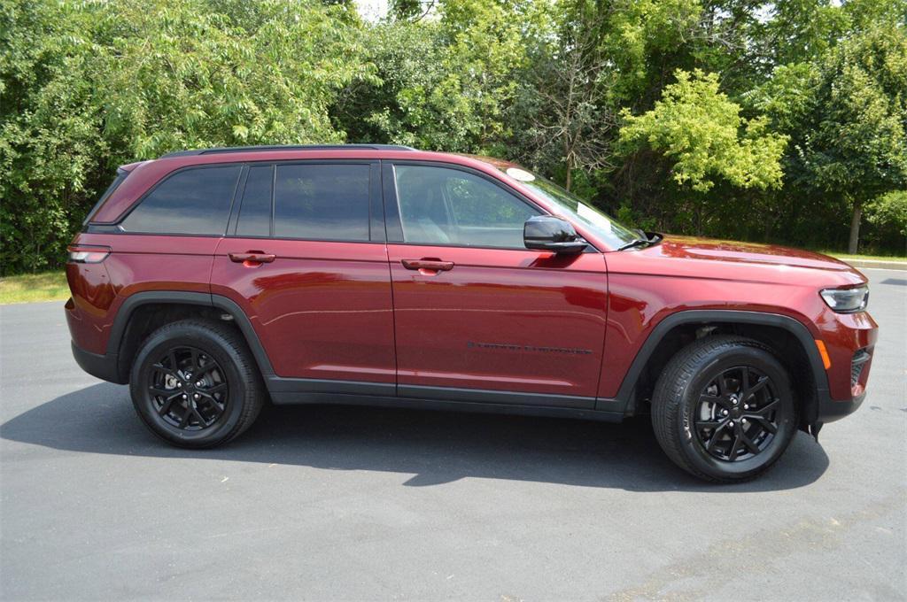 used 2024 Jeep Grand Cherokee car, priced at $34,865