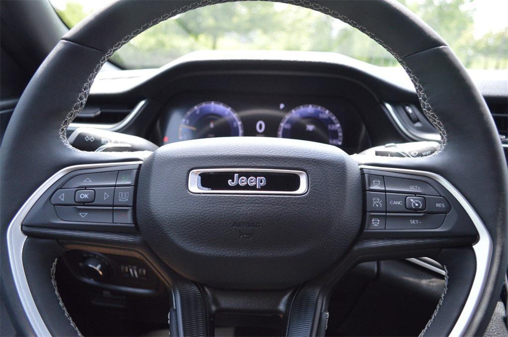 used 2024 Jeep Grand Cherokee car, priced at $34,865