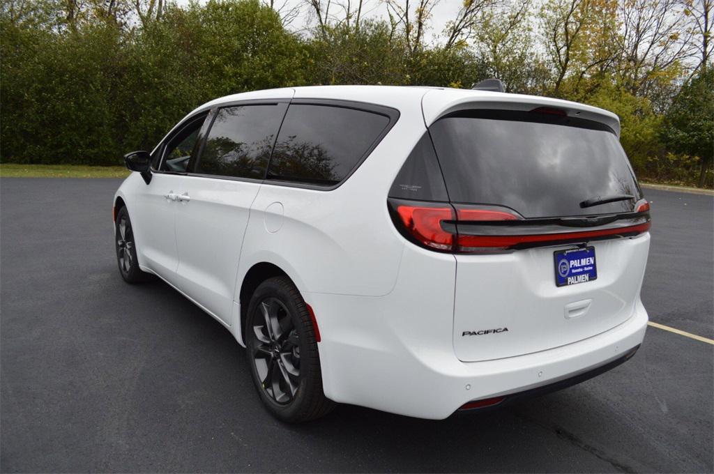 new 2026 Chrysler Pacifica car, priced at $41,999