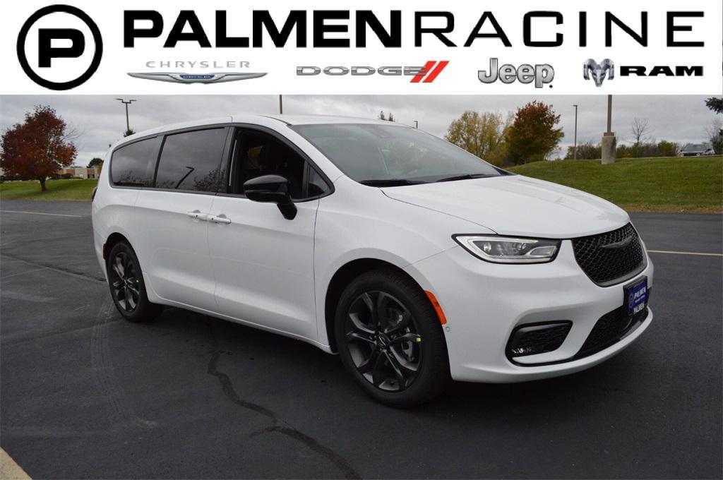 new 2026 Chrysler Pacifica car, priced at $41,999