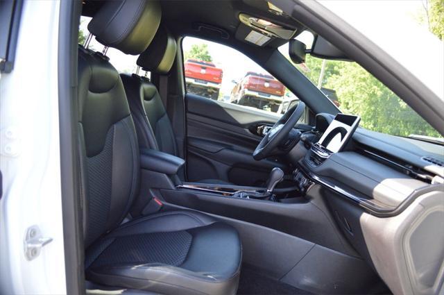 new 2025 Jeep Compass car, priced at $26,999