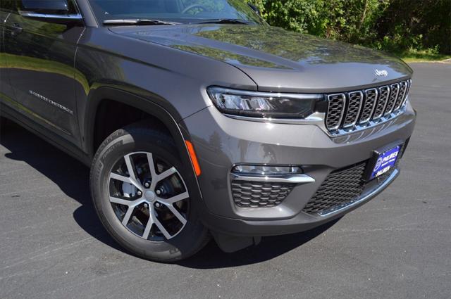 new 2025 Jeep Grand Cherokee car, priced at $43,499