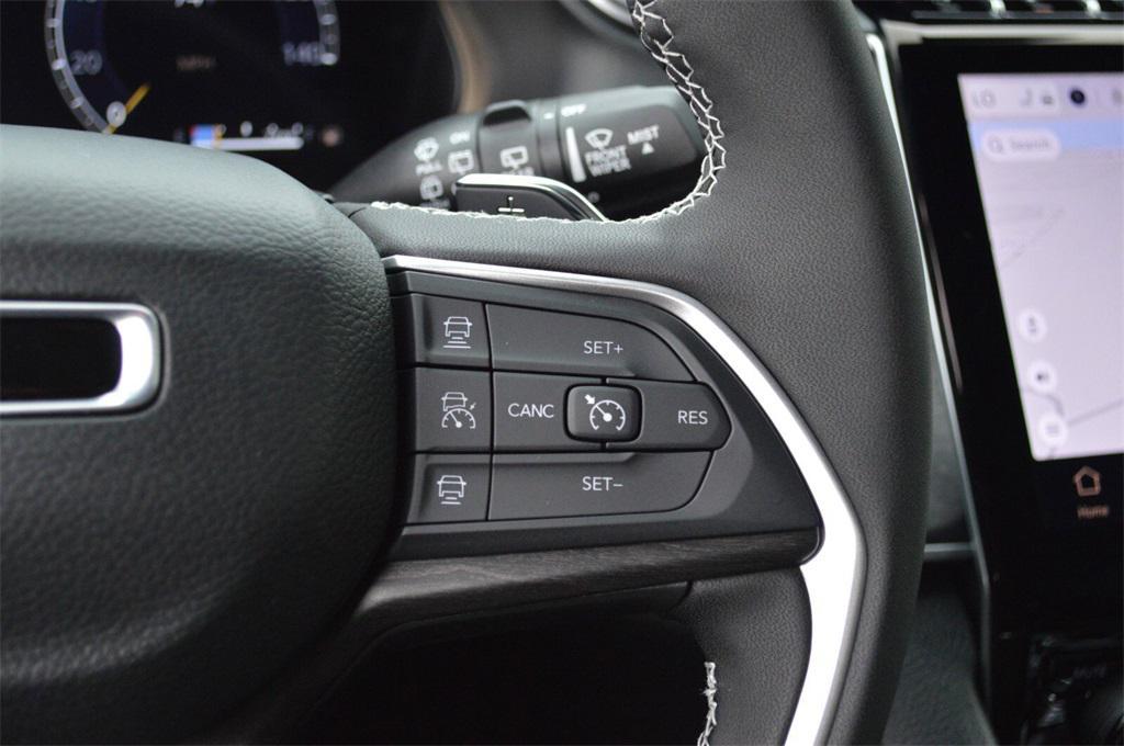 new 2025 Jeep Grand Cherokee car, priced at $47,999