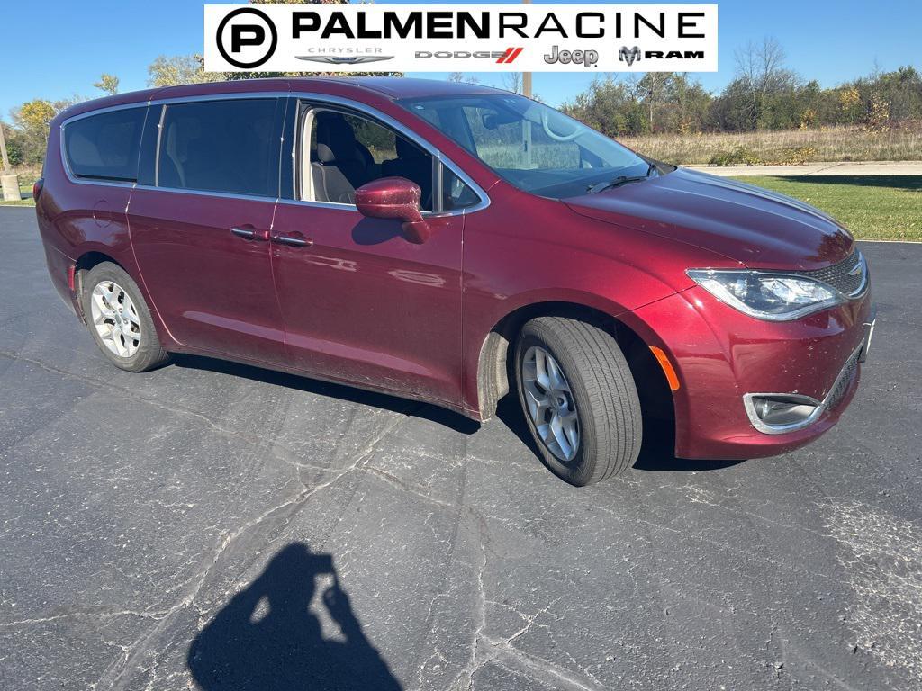 used 2018 Chrysler Pacifica car, priced at $15,979