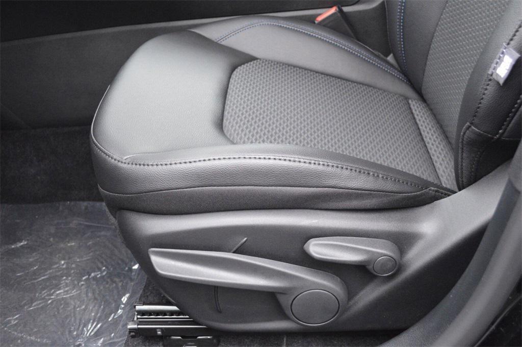 new 2025 Jeep Compass car, priced at $27,999