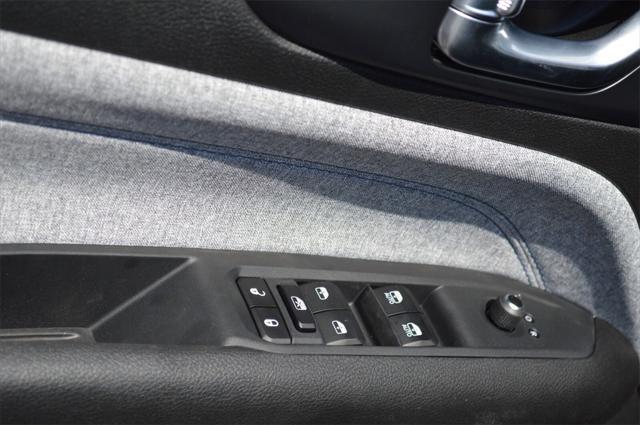 new 2025 Jeep Compass car, priced at $28,499