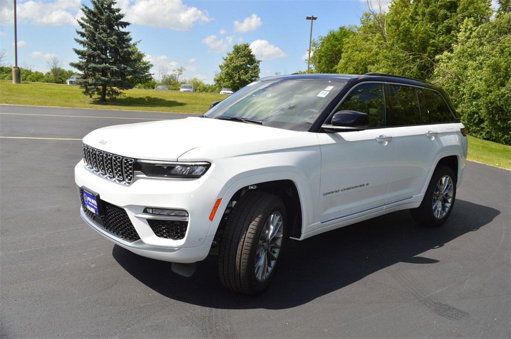 new 2025 Jeep Grand Cherokee car, priced at $54,499