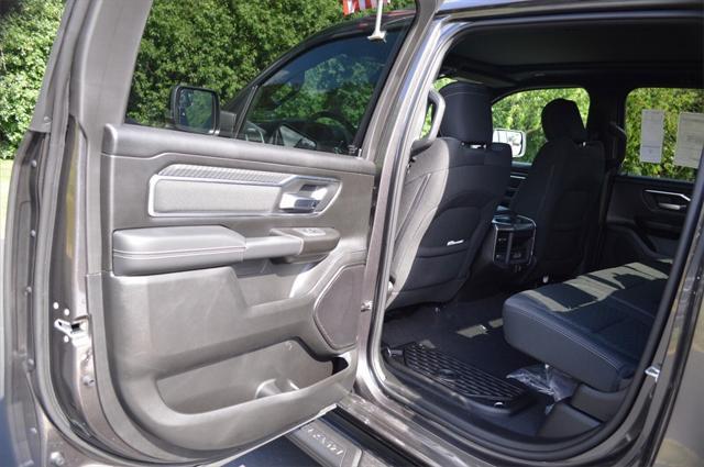new 2025 Ram 1500 car, priced at $53,637