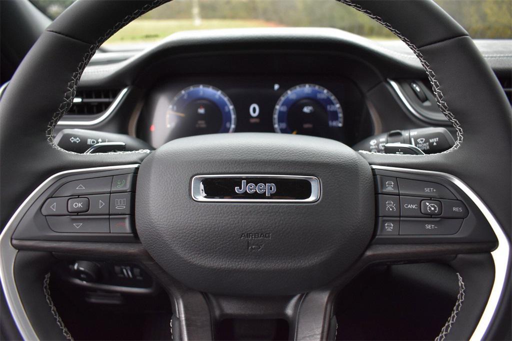 new 2025 Jeep Grand Cherokee L car, priced at $46,999