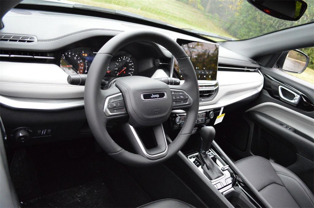 new 2026 Jeep Compass car, priced at $33,499