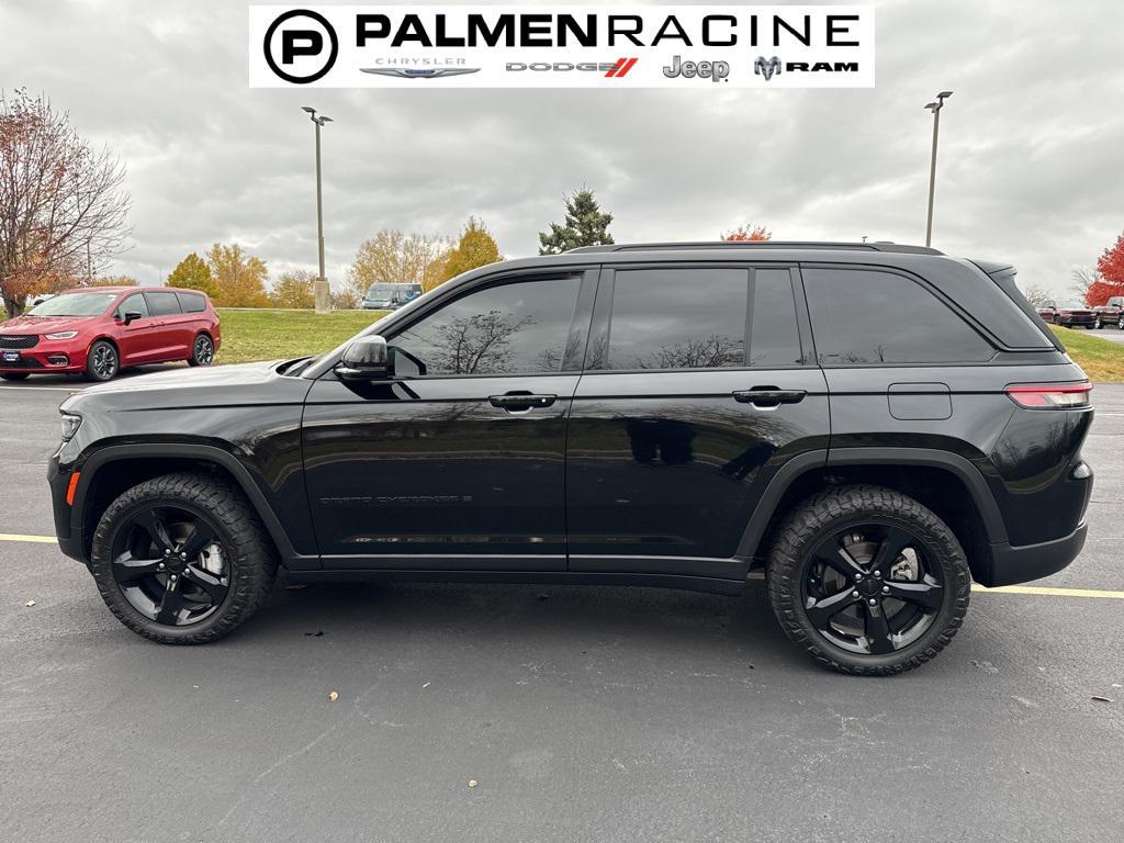 used 2024 Jeep Grand Cherokee car, priced at $35,999