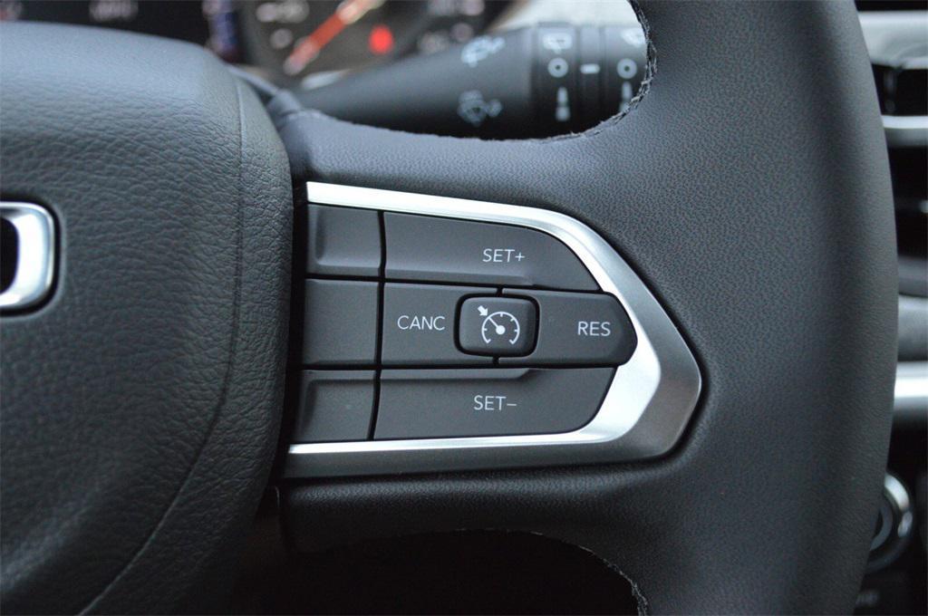 new 2025 Jeep Compass car, priced at $27,999