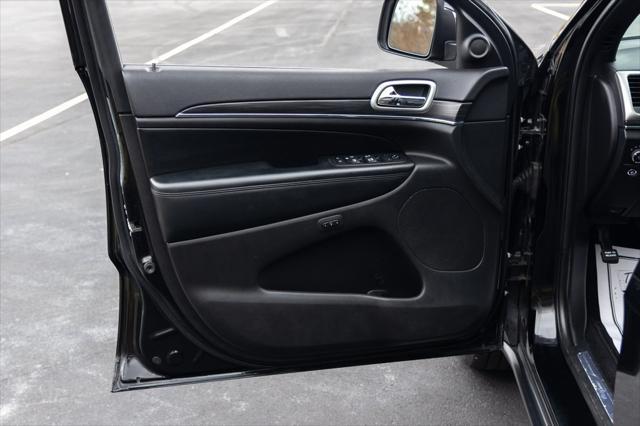 used 2020 Jeep Grand Cherokee car, priced at $21,500