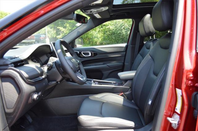 new 2025 Jeep Compass car, priced at $37,999