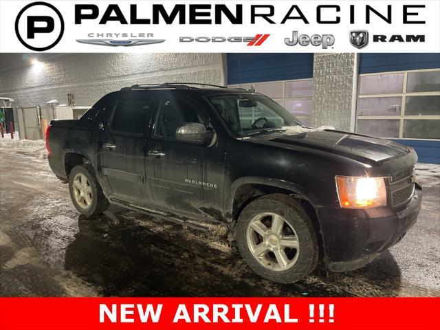 used 2013 Chevrolet Avalanche car, priced at $17,200