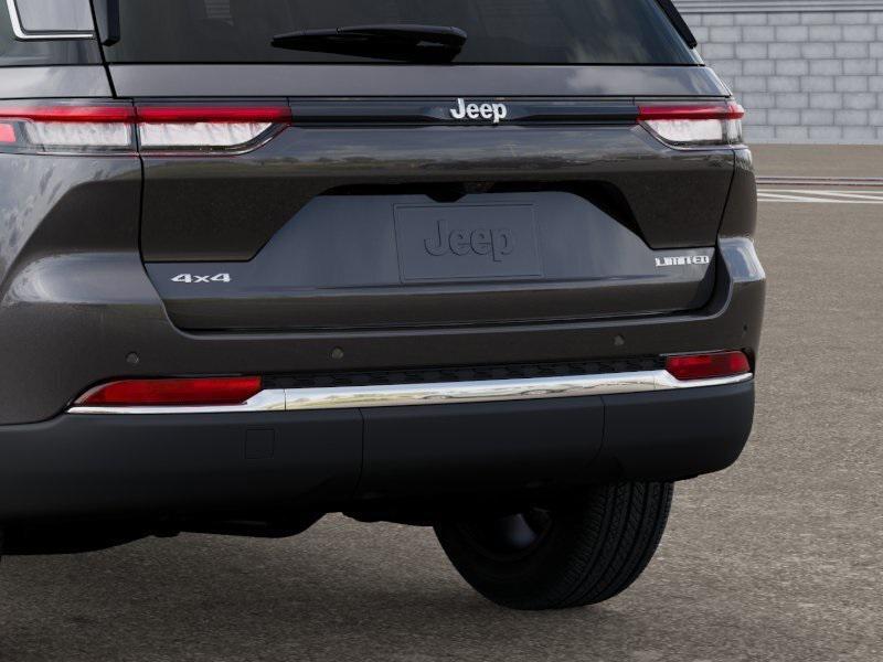 new 2025 Jeep Grand Cherokee car, priced at $47,599