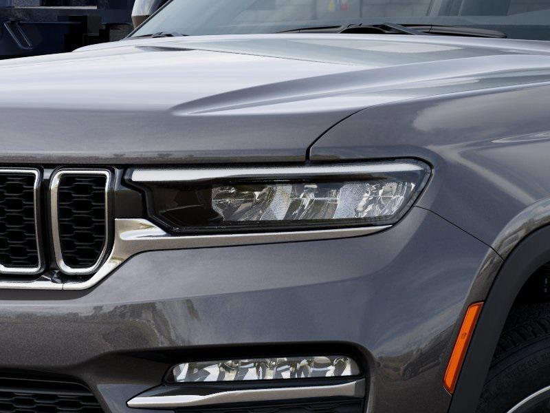 new 2025 Jeep Grand Cherokee car, priced at $47,599