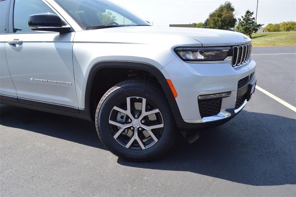 new 2025 Jeep Grand Cherokee L car, priced at $46,999