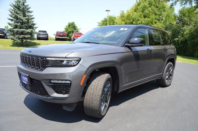 new 2025 Jeep Grand Cherokee car, priced at $58,999