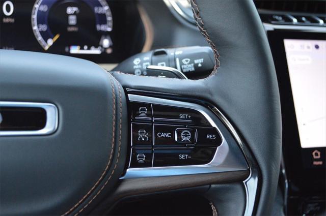 new 2025 Jeep Grand Cherokee car, priced at $58,999