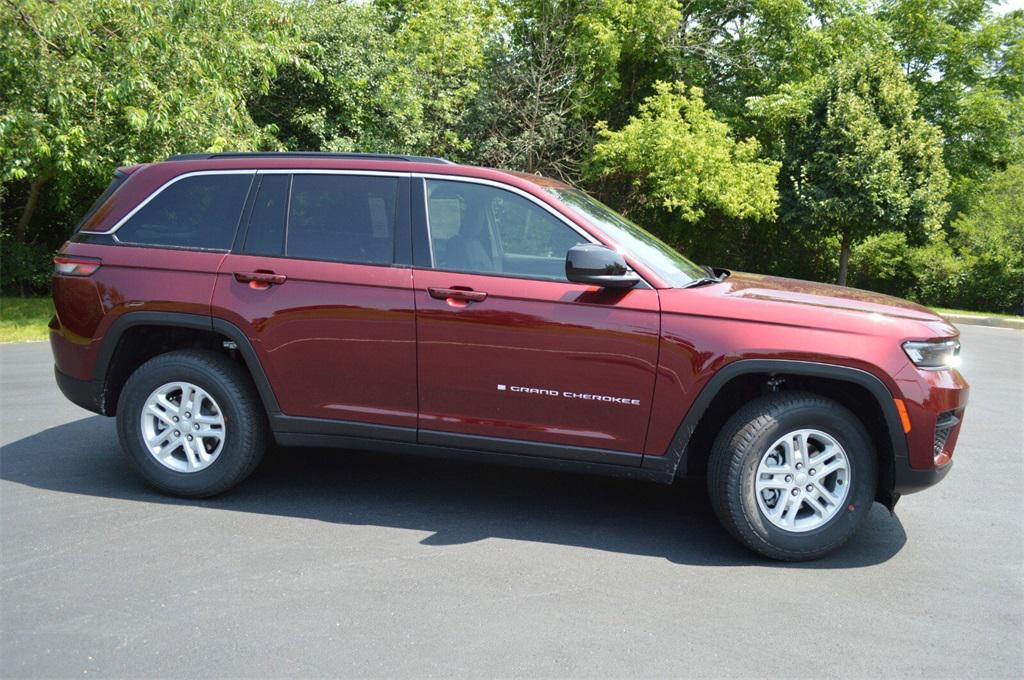 new 2025 Jeep Grand Cherokee car, priced at $37,999