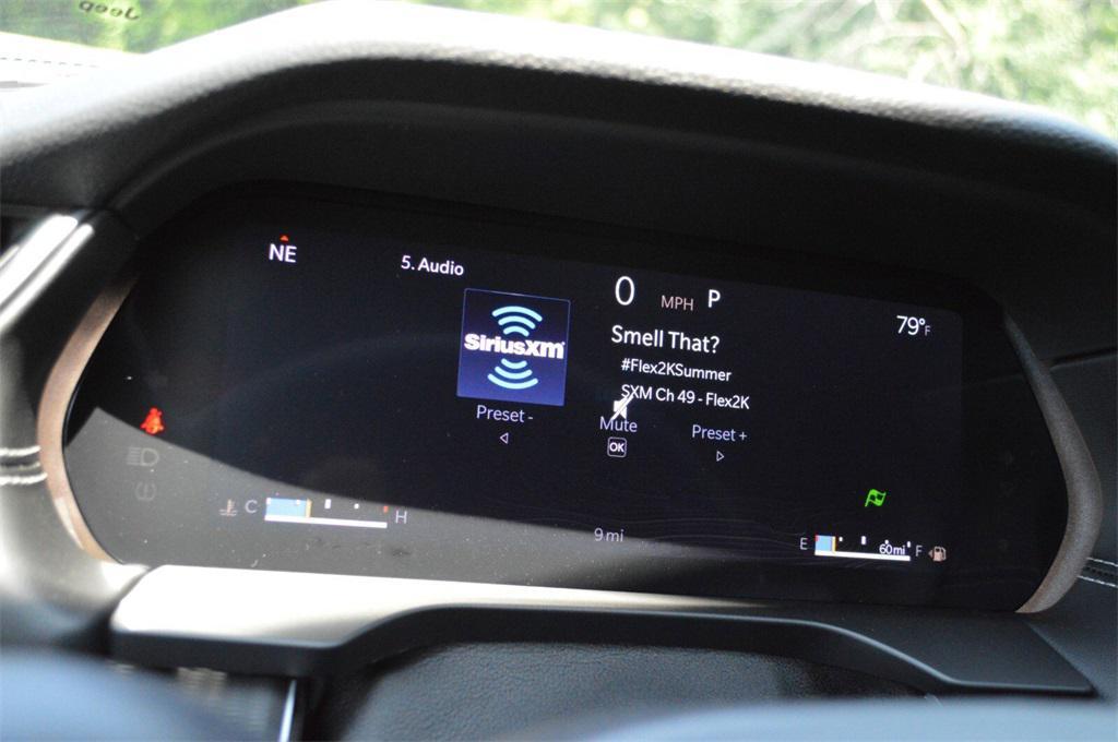new 2025 Jeep Grand Cherokee car, priced at $37,999