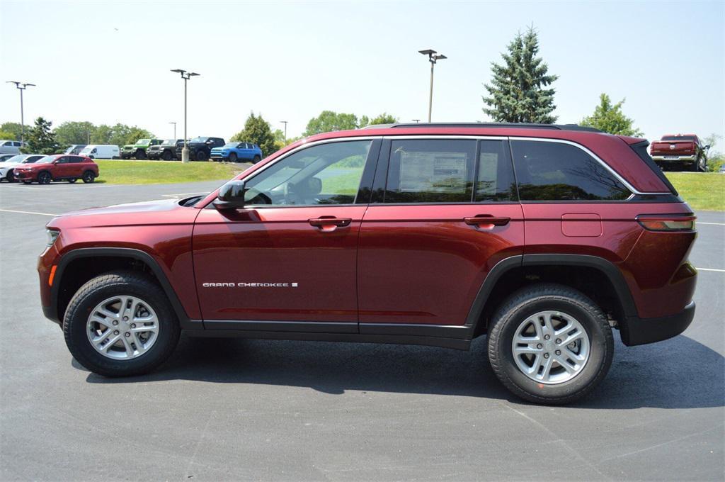 new 2025 Jeep Grand Cherokee car, priced at $37,999