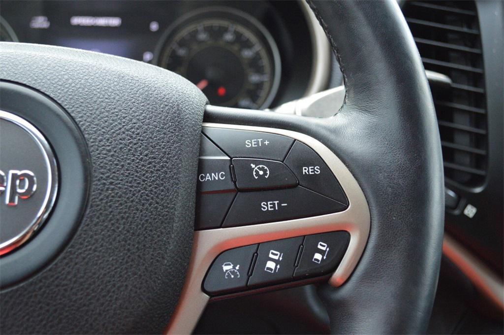 used 2014 Jeep Cherokee car, priced at $13,590