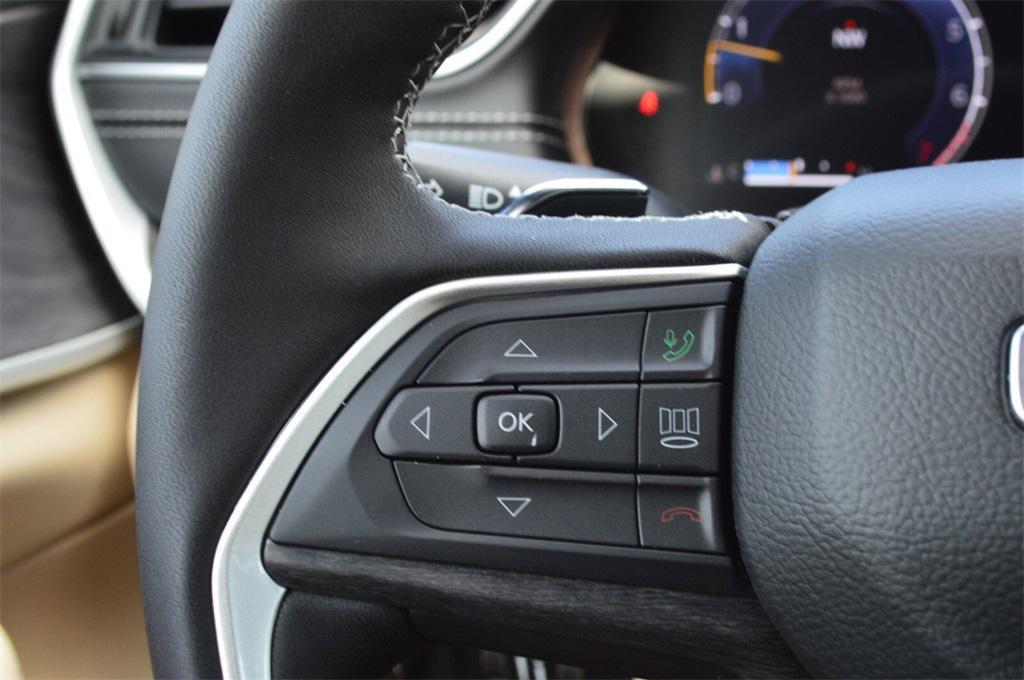 new 2025 Jeep Grand Cherokee car, priced at $46,999