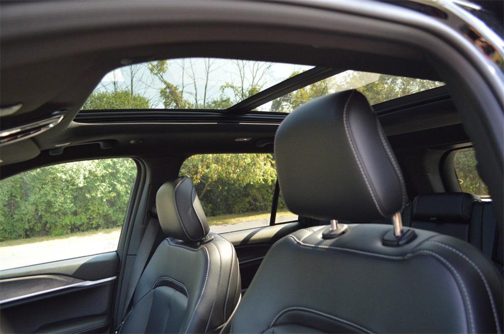 new 2025 Jeep Grand Cherokee car, priced at $47,249