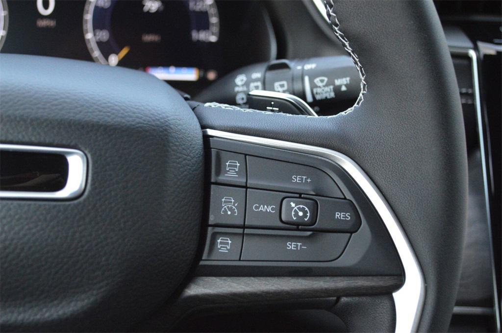 new 2025 Jeep Grand Cherokee car, priced at $47,249