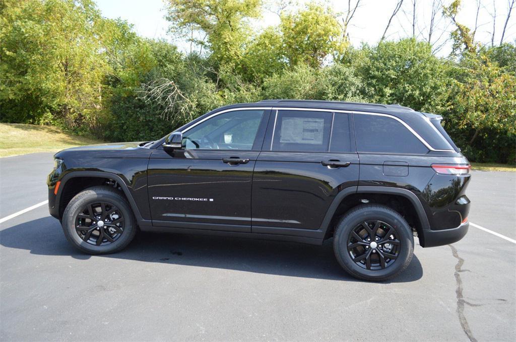 new 2025 Jeep Grand Cherokee car, priced at $47,249