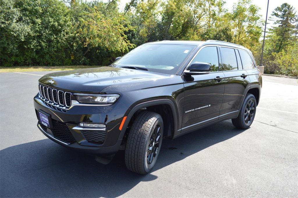 new 2025 Jeep Grand Cherokee car, priced at $47,249