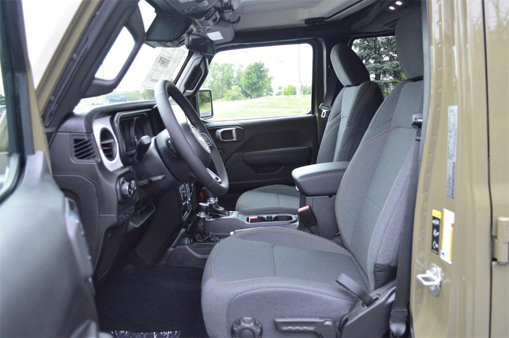 new 2025 Jeep Wrangler car, priced at $52,614