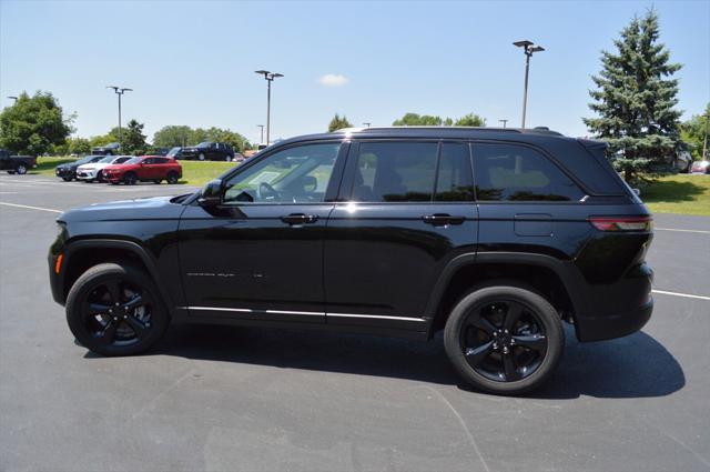 new 2025 Jeep Grand Cherokee car, priced at $39,999