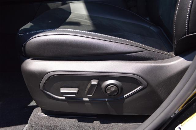 new 2025 Jeep Grand Cherokee car, priced at $39,999