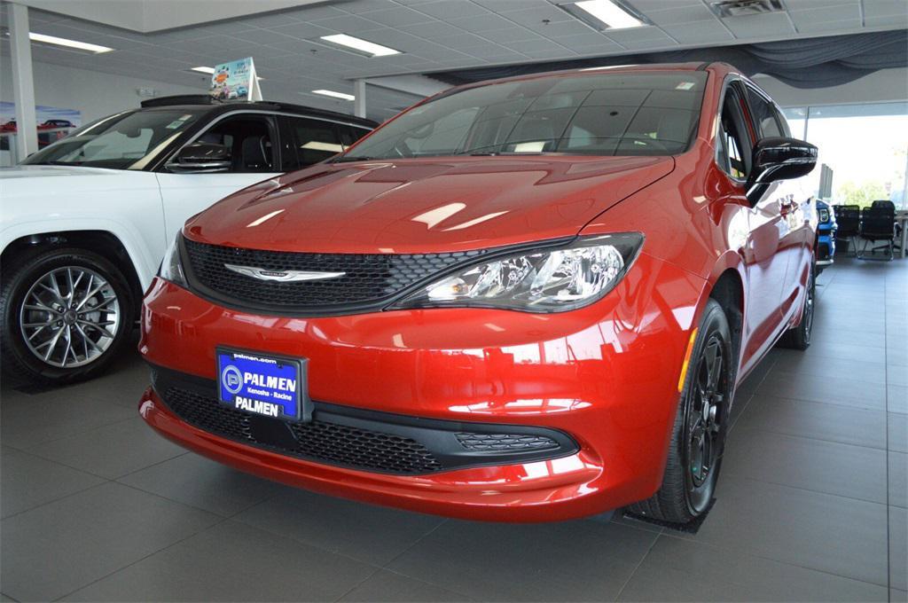 new 2025 Chrysler Voyager car, priced at $40,225