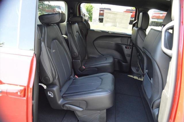 new 2025 Chrysler Voyager car, priced at $39,999
