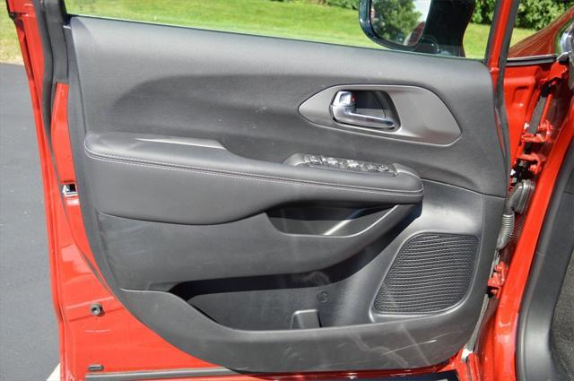 new 2025 Chrysler Voyager car, priced at $39,999