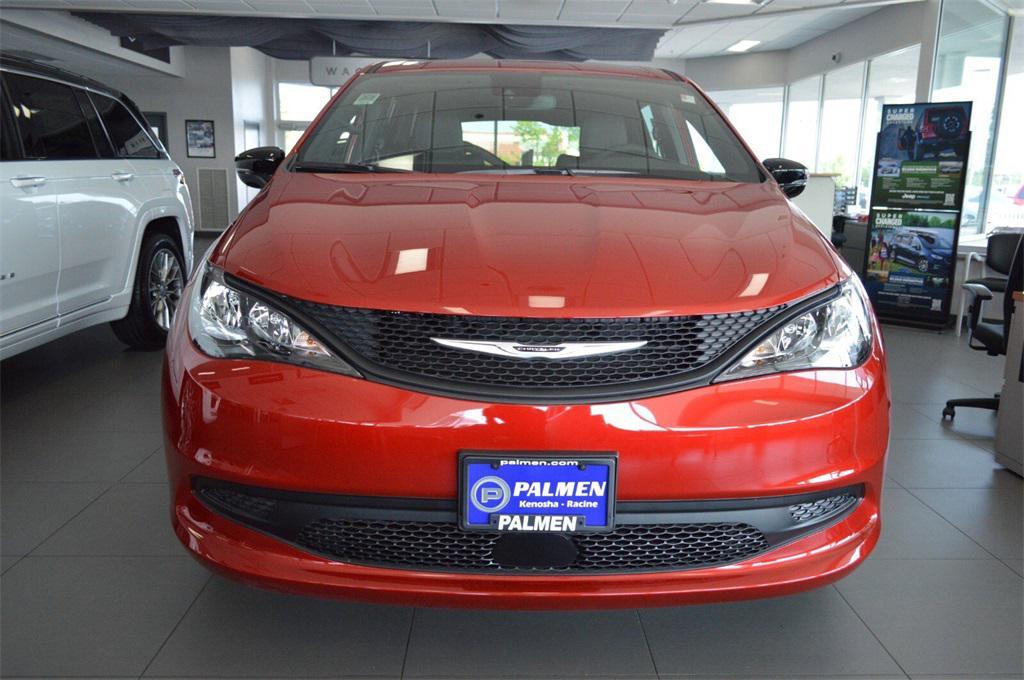 new 2025 Chrysler Voyager car, priced at $40,225
