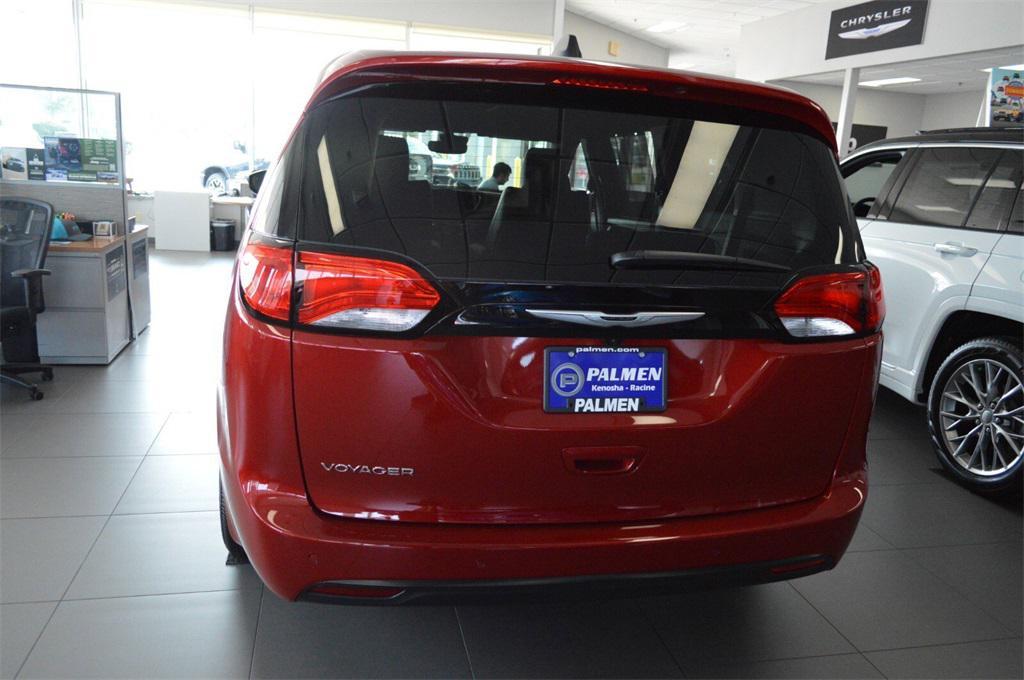 new 2025 Chrysler Voyager car, priced at $40,225