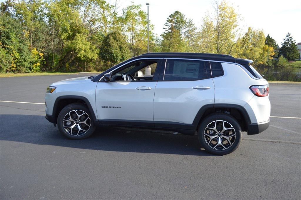 new 2026 Jeep Compass car, priced at $33,499