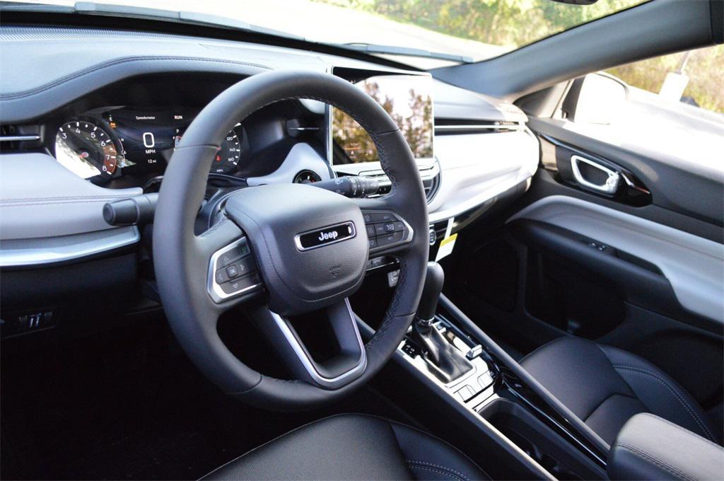 new 2026 Jeep Compass car, priced at $33,499