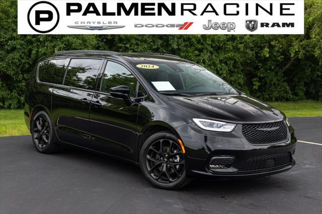 used 2024 Chrysler Pacifica car, priced at $41,789