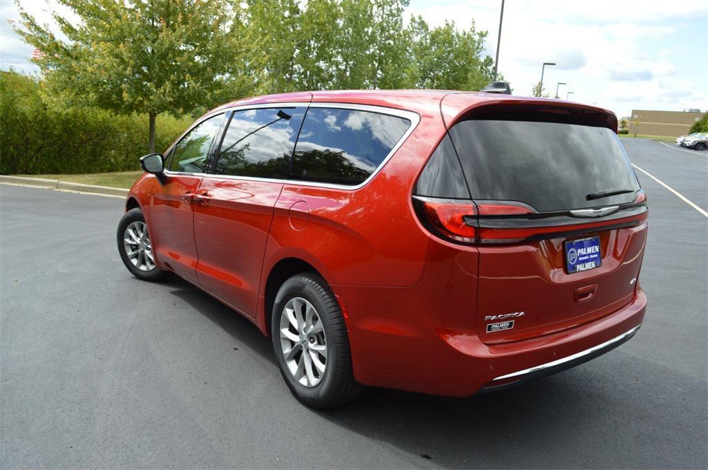 new 2025 Chrysler Pacifica car, priced at $42,749