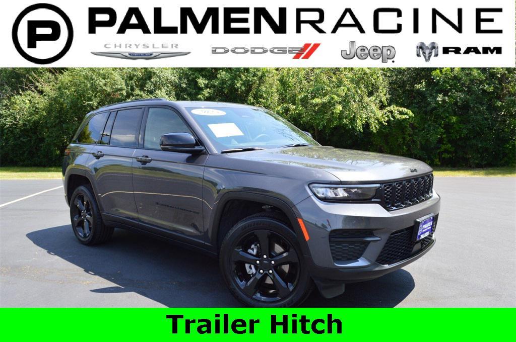 used 2025 Jeep Grand Cherokee car, priced at $38,991