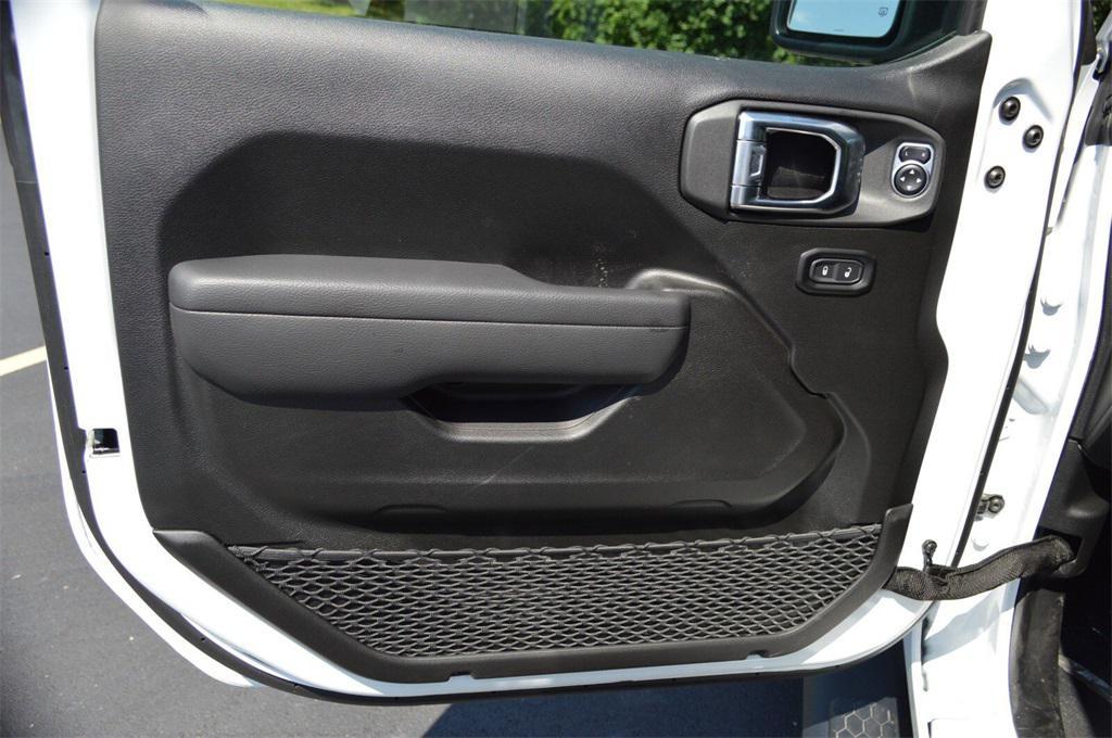new 2025 Jeep Wrangler car, priced at $44,999