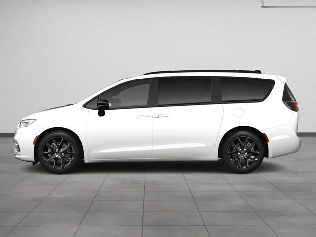 new 2024 Chrysler Pacifica car, priced at $47,990