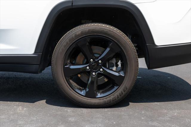 used 2023 Jeep Grand Cherokee L car, priced at $34,996